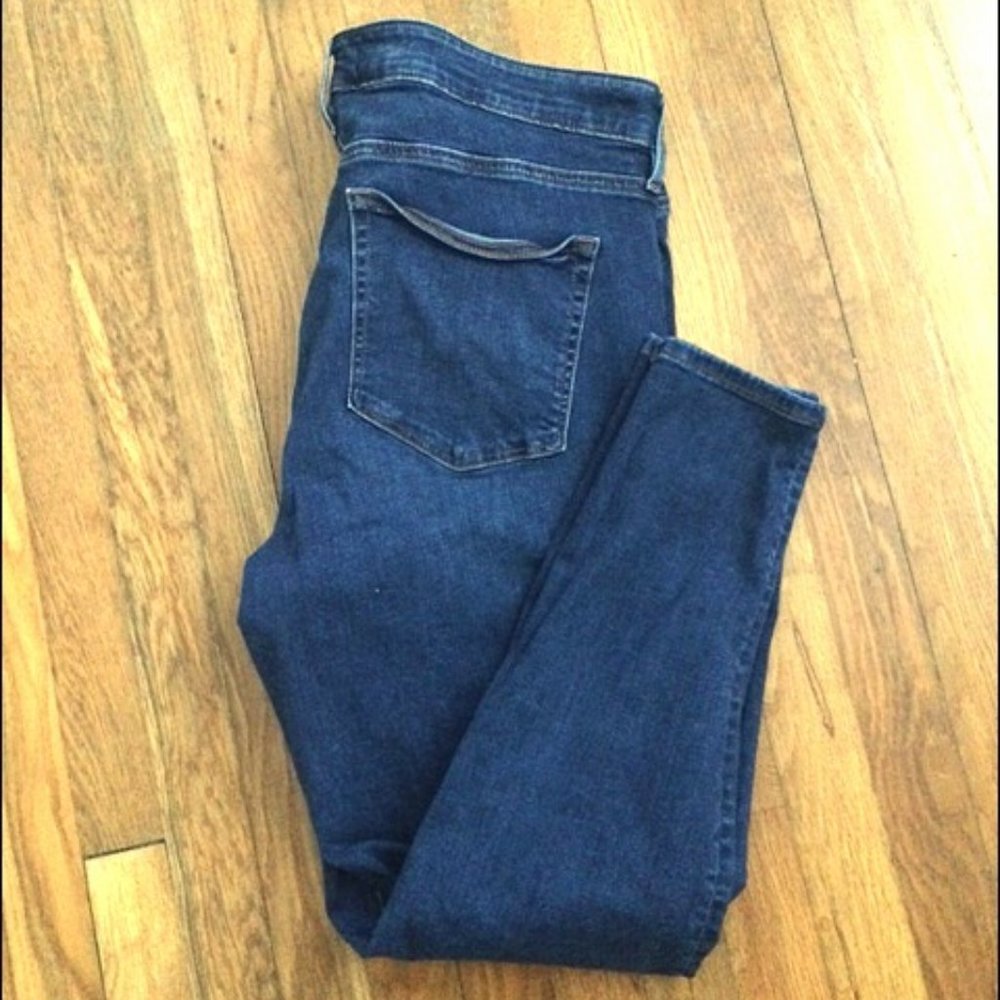 LOFT Plus Skinny Crop Denim Size 16